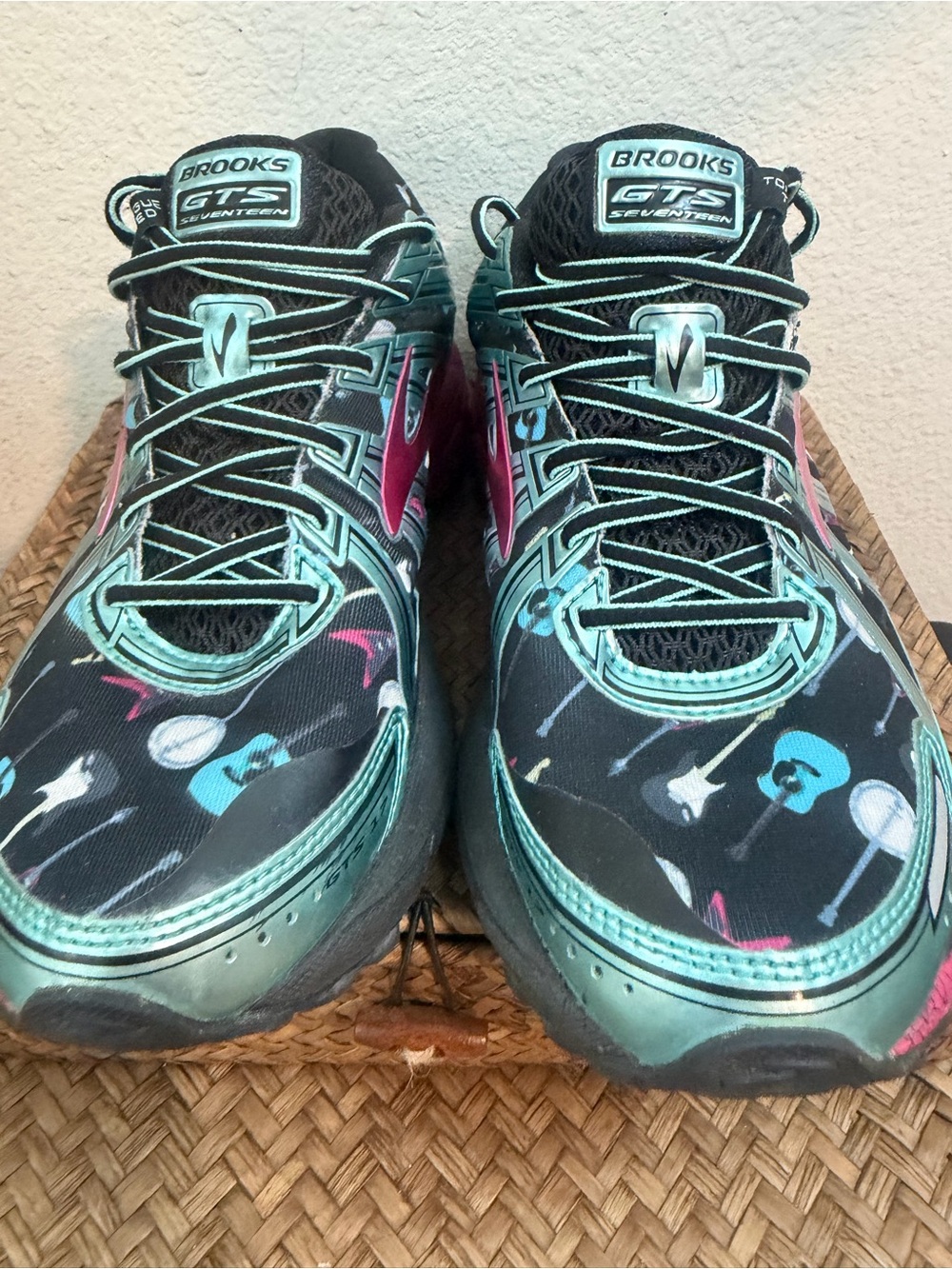 Brooks GTS Sneakers in Black, Teal & Pink